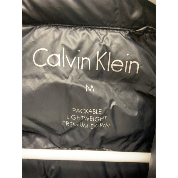 Calvin Klein Packable Lightweight Premium Down Puffer Jacket Zip Up Size M - Picture 3 of 7